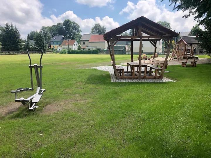 Вілла Saidenbachhaus Grosshartmannsdorf Екстер'єр фото